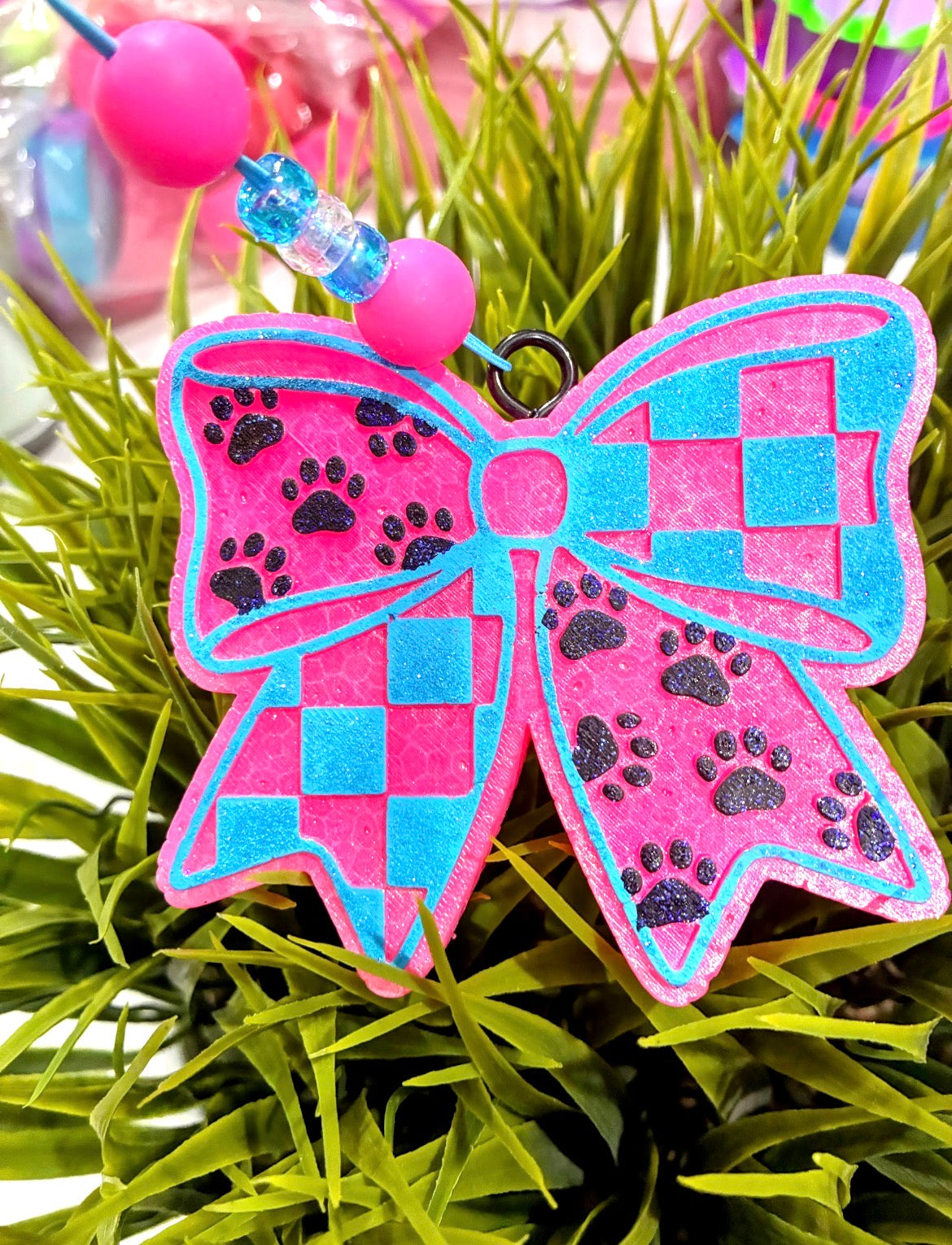 Paw Checkerprint Bow